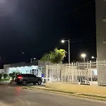 Refugio Moderno En Las Alturas
